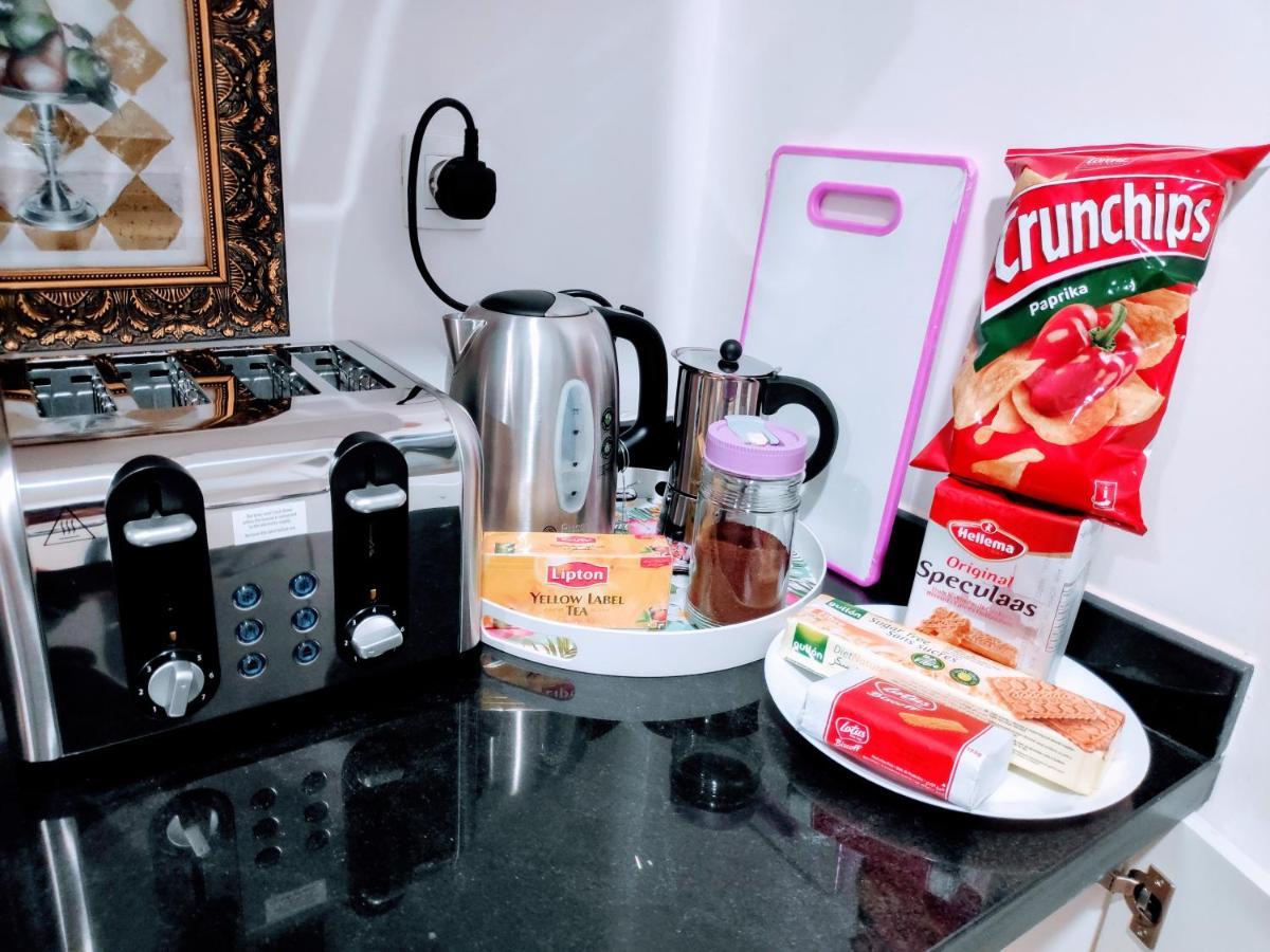 La Marina Luxury Apartment Fully Furnished Free Wifi, High Standard Residence, Amazing Prime Location Close To Restaurants, Transport, Beach And Bouregreg River Salé Kültér fotó
