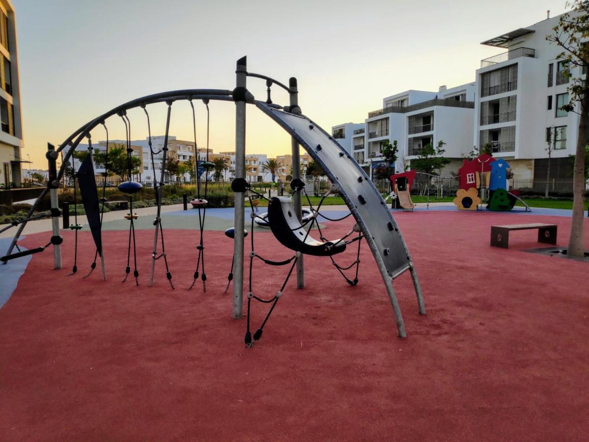 La Marina Luxury Apartment Fully Furnished Free Wifi, High Standard Residence, Amazing Prime Location Close To Restaurants, Transport, Beach And Bouregreg River Salé Kültér fotó